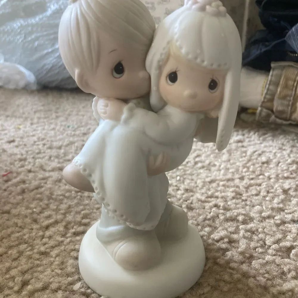 Preciousย MomentsโโBlessโYouโTwoโโFigurine